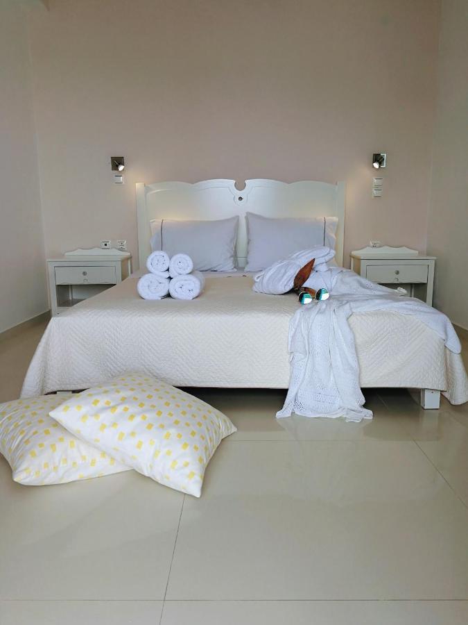 Eight Dimensions Capari Suites Elafonisos Rom bilde