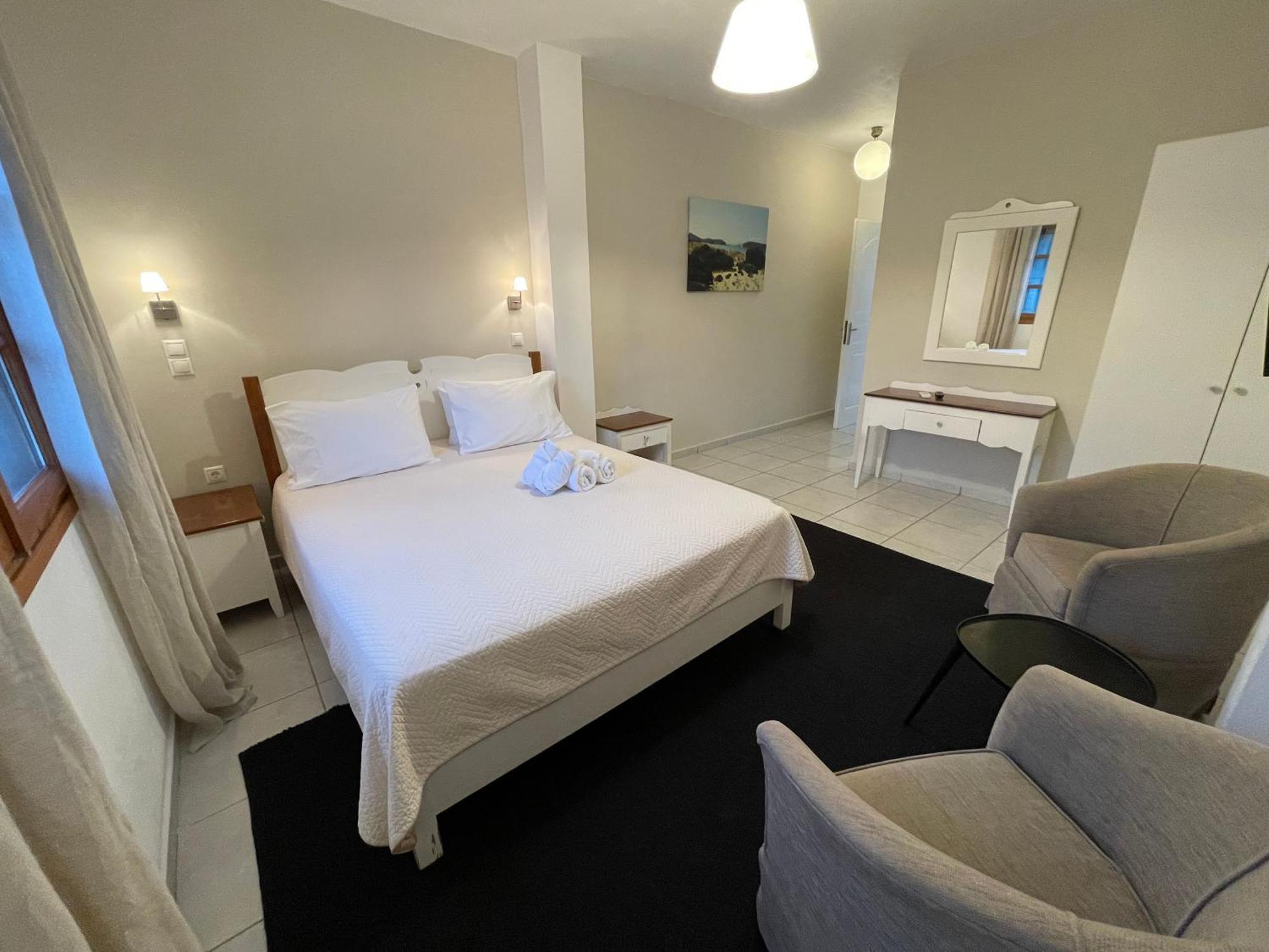 Eight Dimensions Capari Suites Elafonisos Rom bilde