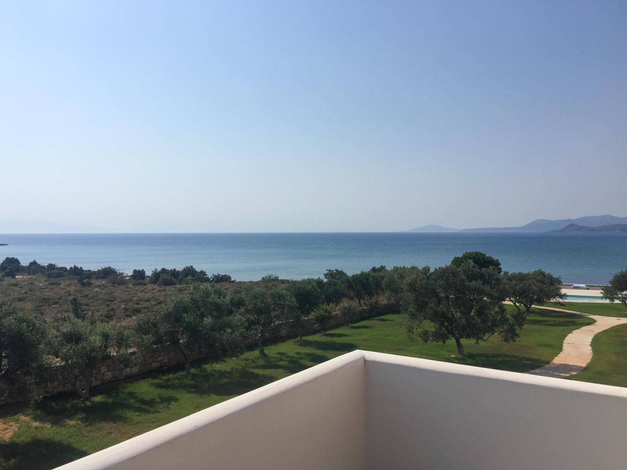 Eight Dimensions Capari Suites Elafonisos Rom bilde