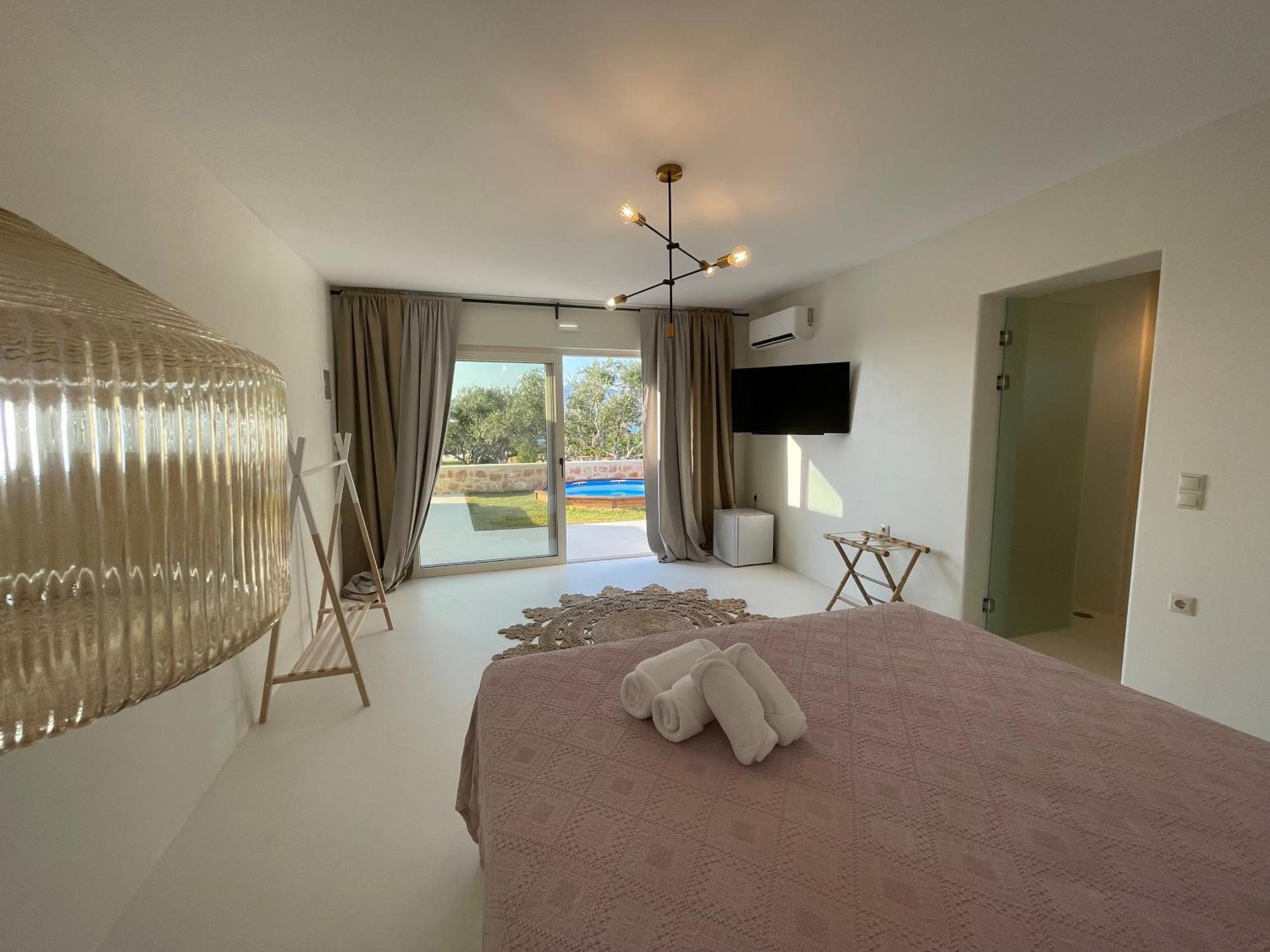 Eight Dimensions Capari Suites Elafonisos Eksteriør bilde