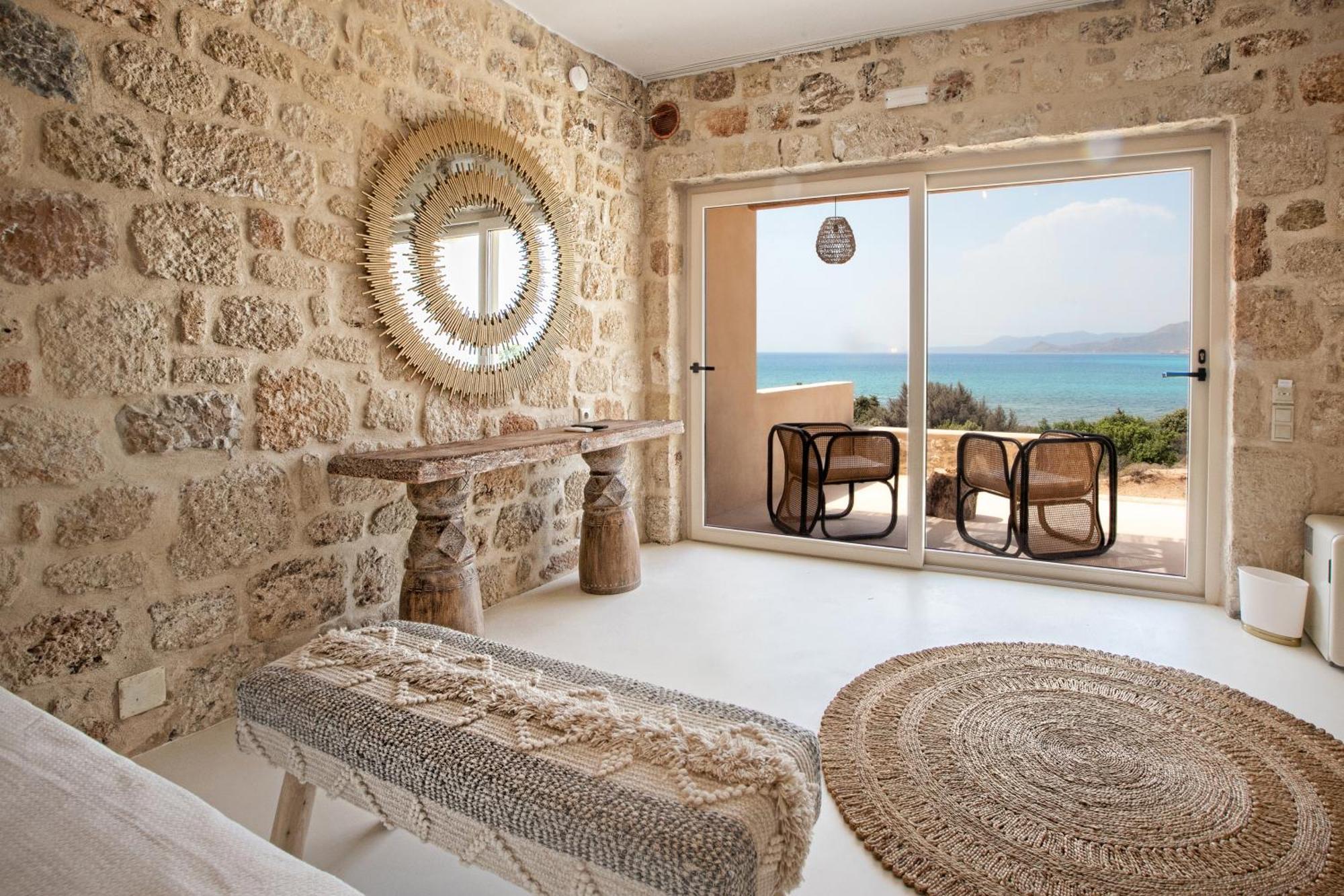 Eight Dimensions Capari Suites Elafonisos Rom bilde